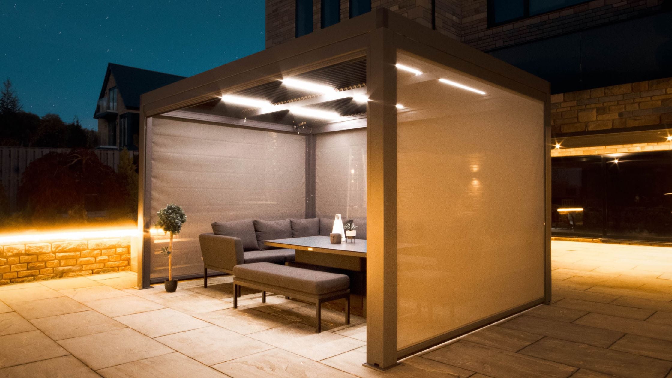 A Guide to Premium Pergolas: The Perfect Outdoor Accessory