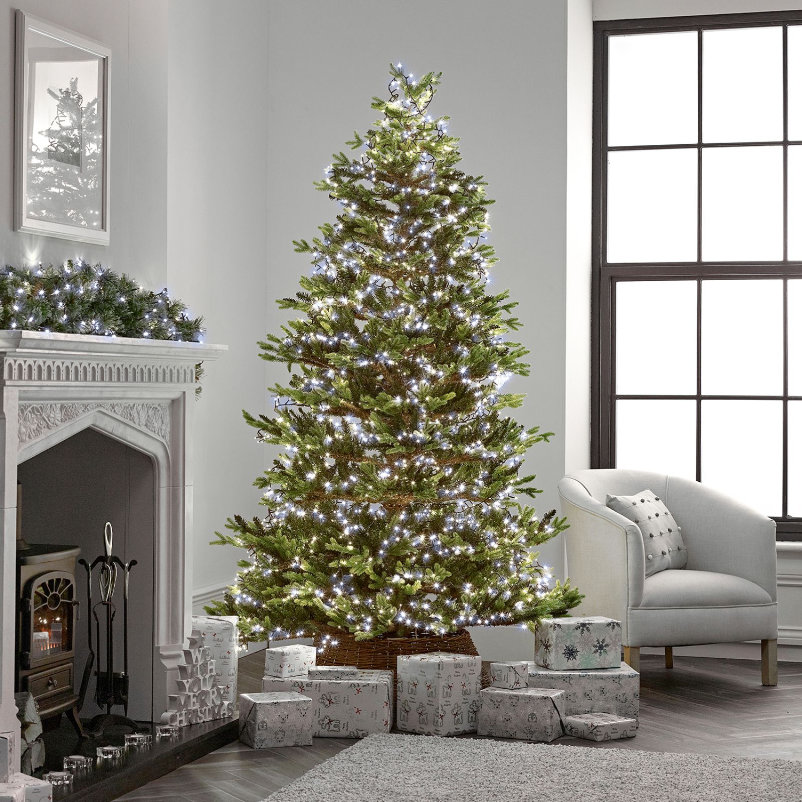 750 LED Compact LED Christmas Tree Lights (18.7m Lit Length)