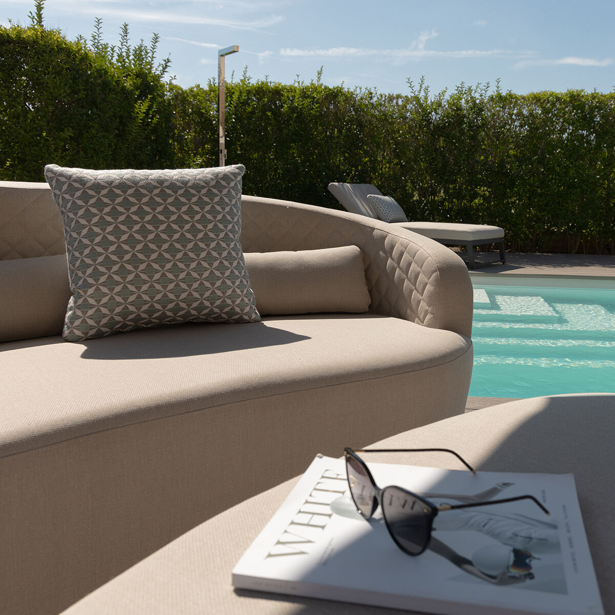 Beige Oatmeal Fabric 3 Seat Daybed