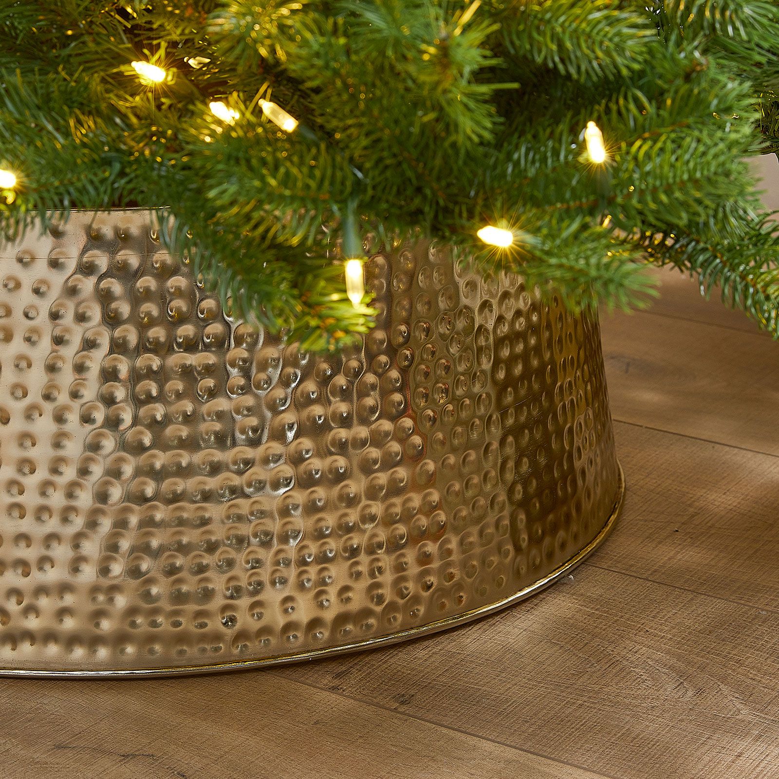 Gold Hammered Metal Tree Skirt