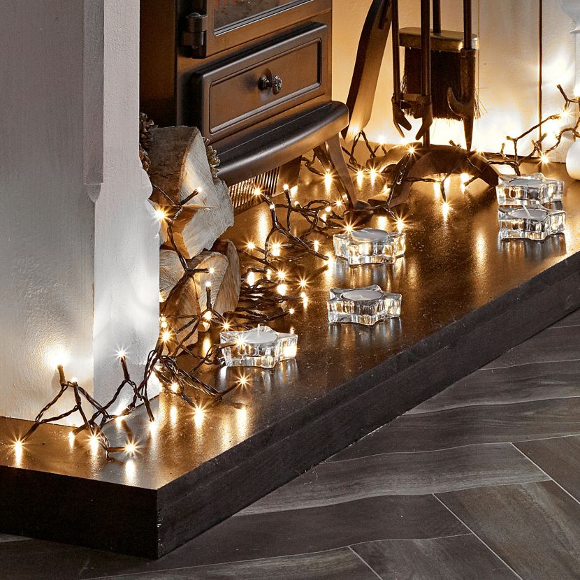 600 LED Christmas Lights (30m Lit Length)