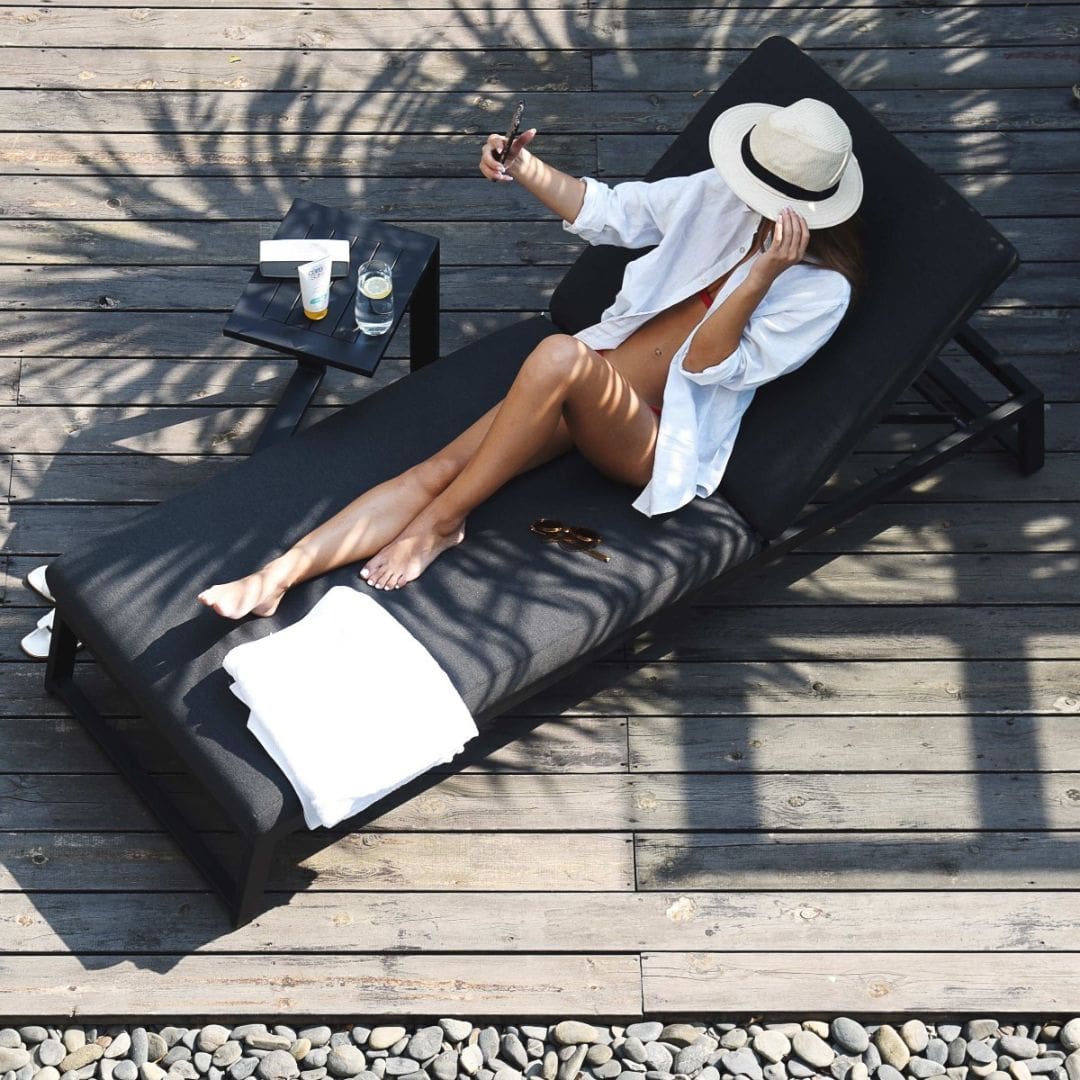 Charcoal Outdoor Fabric and Black Aluminium Sunlounger #colour_charcoal