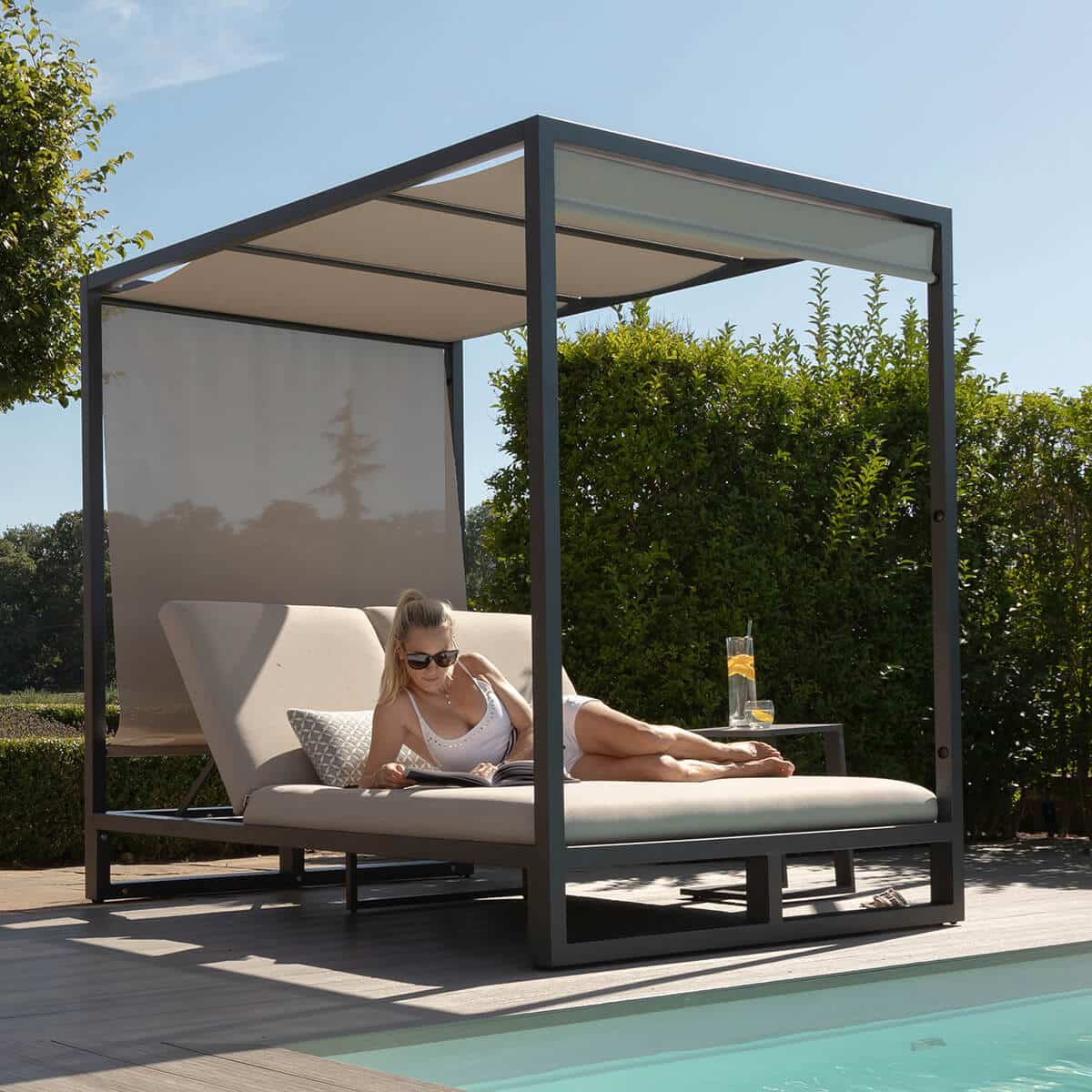 Aluminium and Fabric Double Sunlounger #colour_Oatmeal