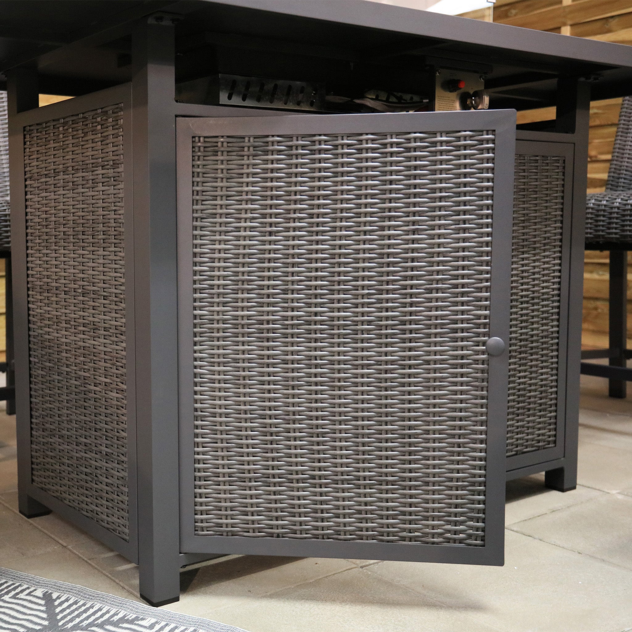 Brown Rattan 6 Seat Firepit Bar Set