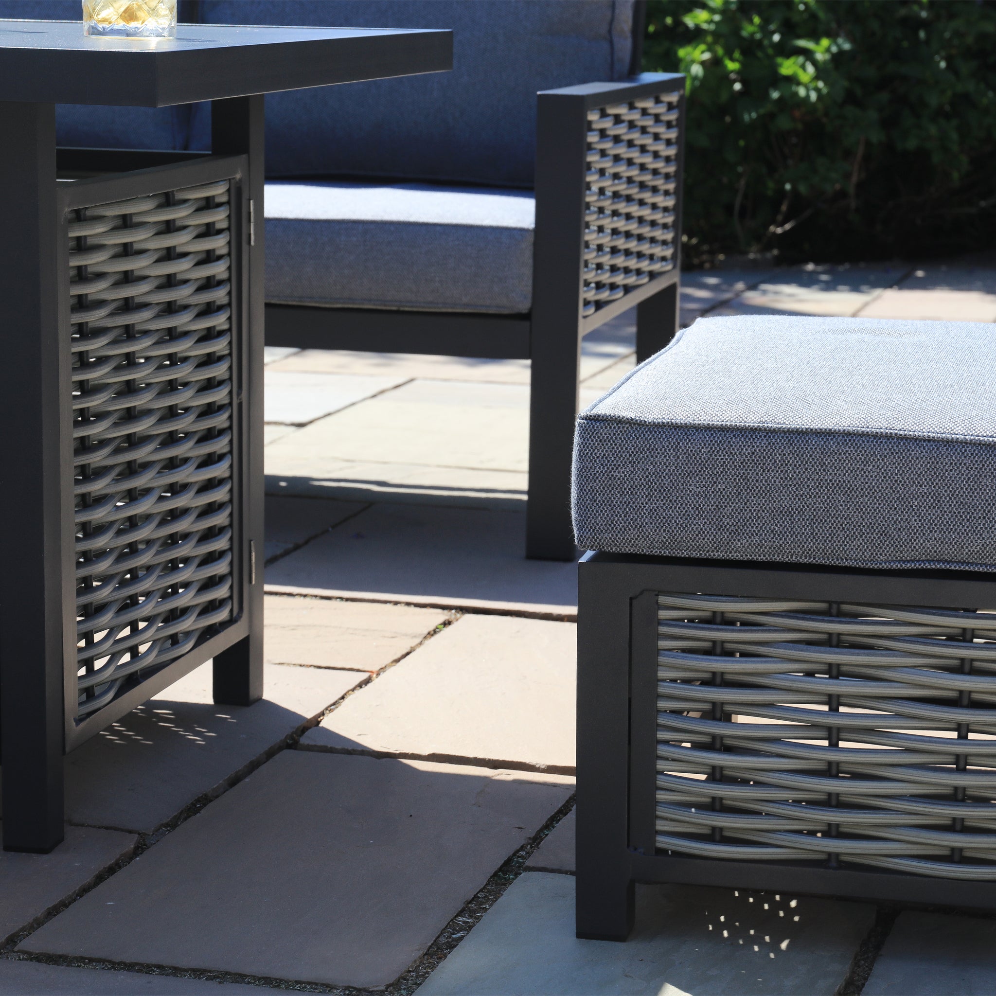 Weaved Rattan Casual Dining Set with Firepit Table