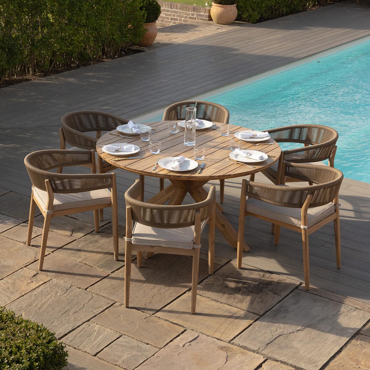 Rope 6 Seat Round Dining Set