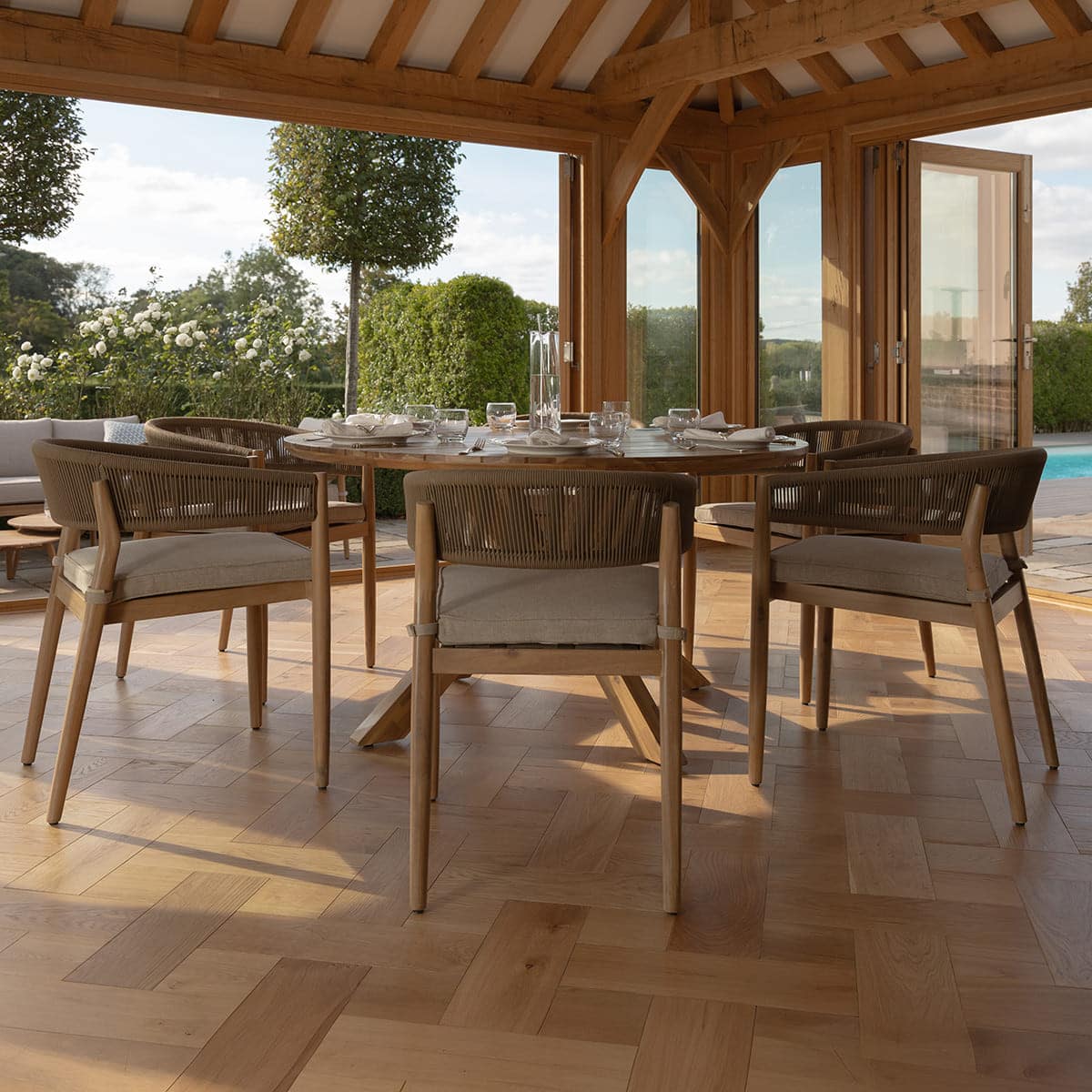 Rope 6 Seat Round Dining Set