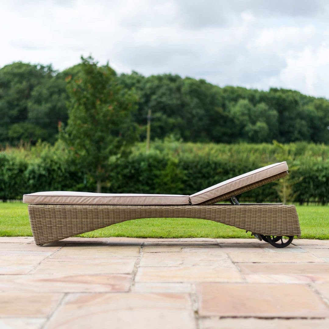 Natural coloured rattan double sun lounger set