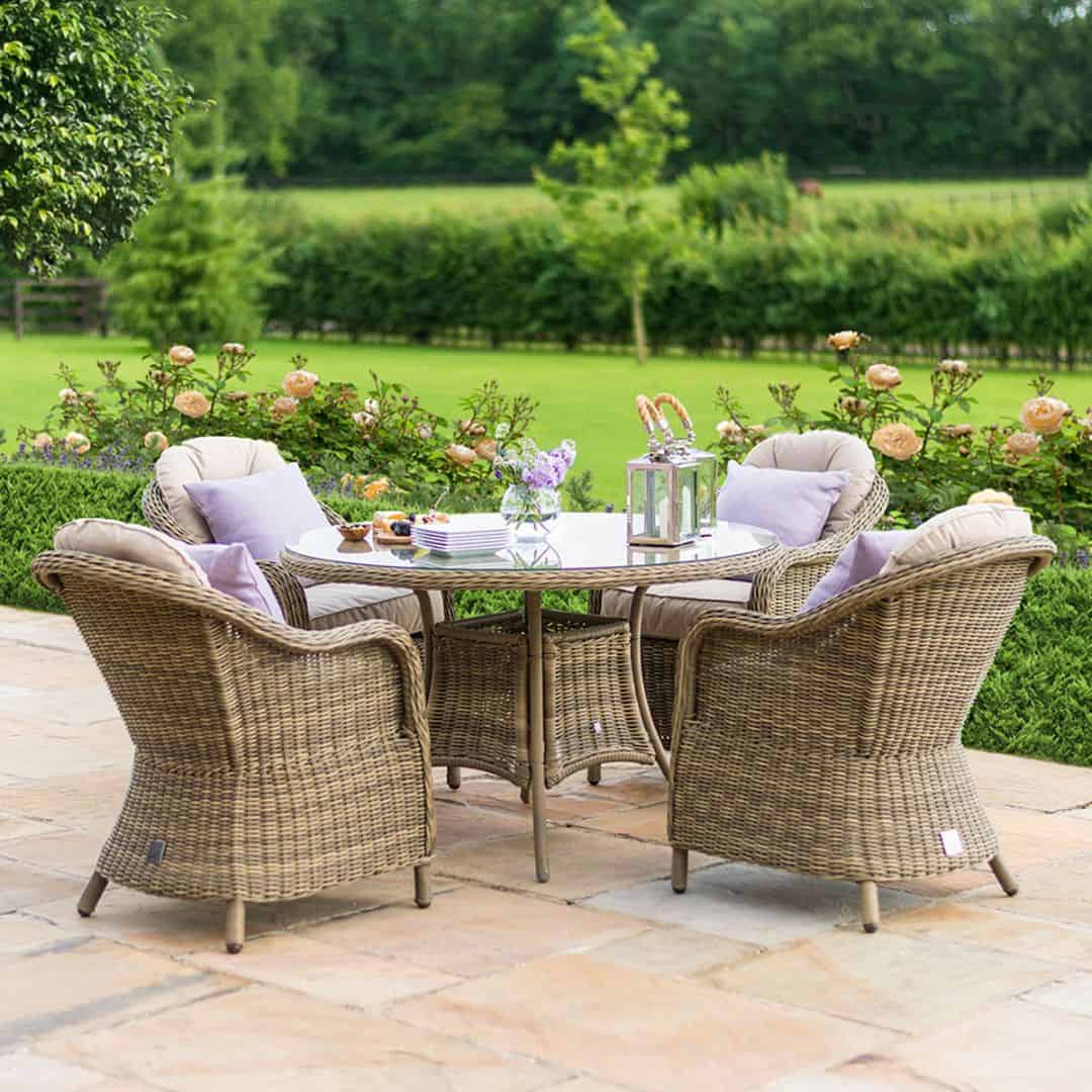 Natural coloured rattan 4 seat round dining set with heritage chairs