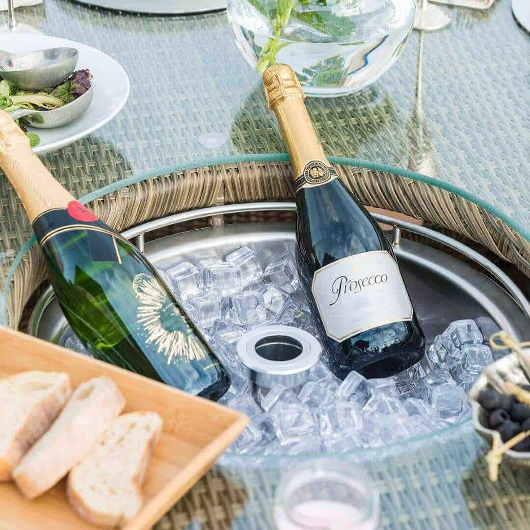 Close up of the ice bucket table