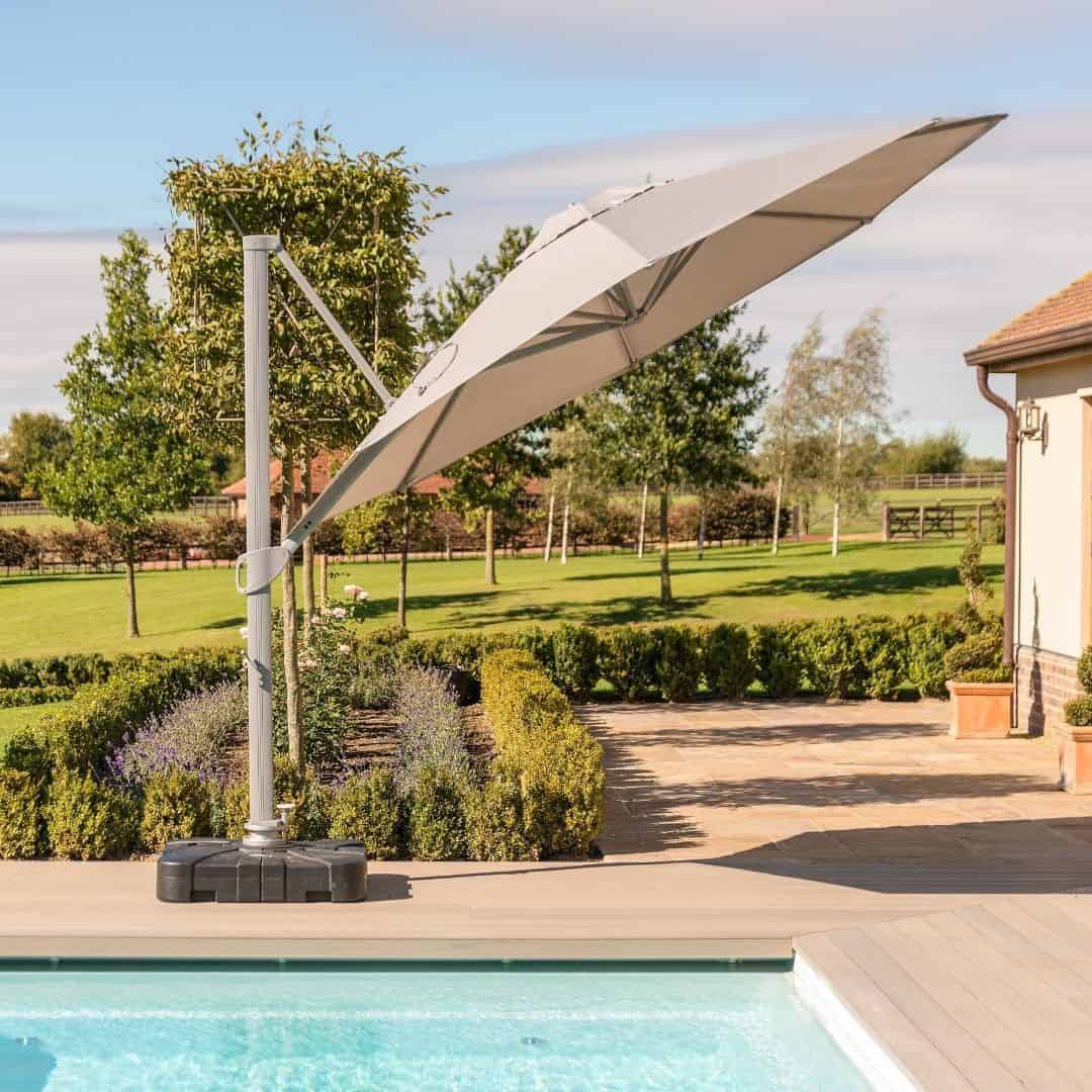 Taupe 3.5m round parasol #colour_taupe