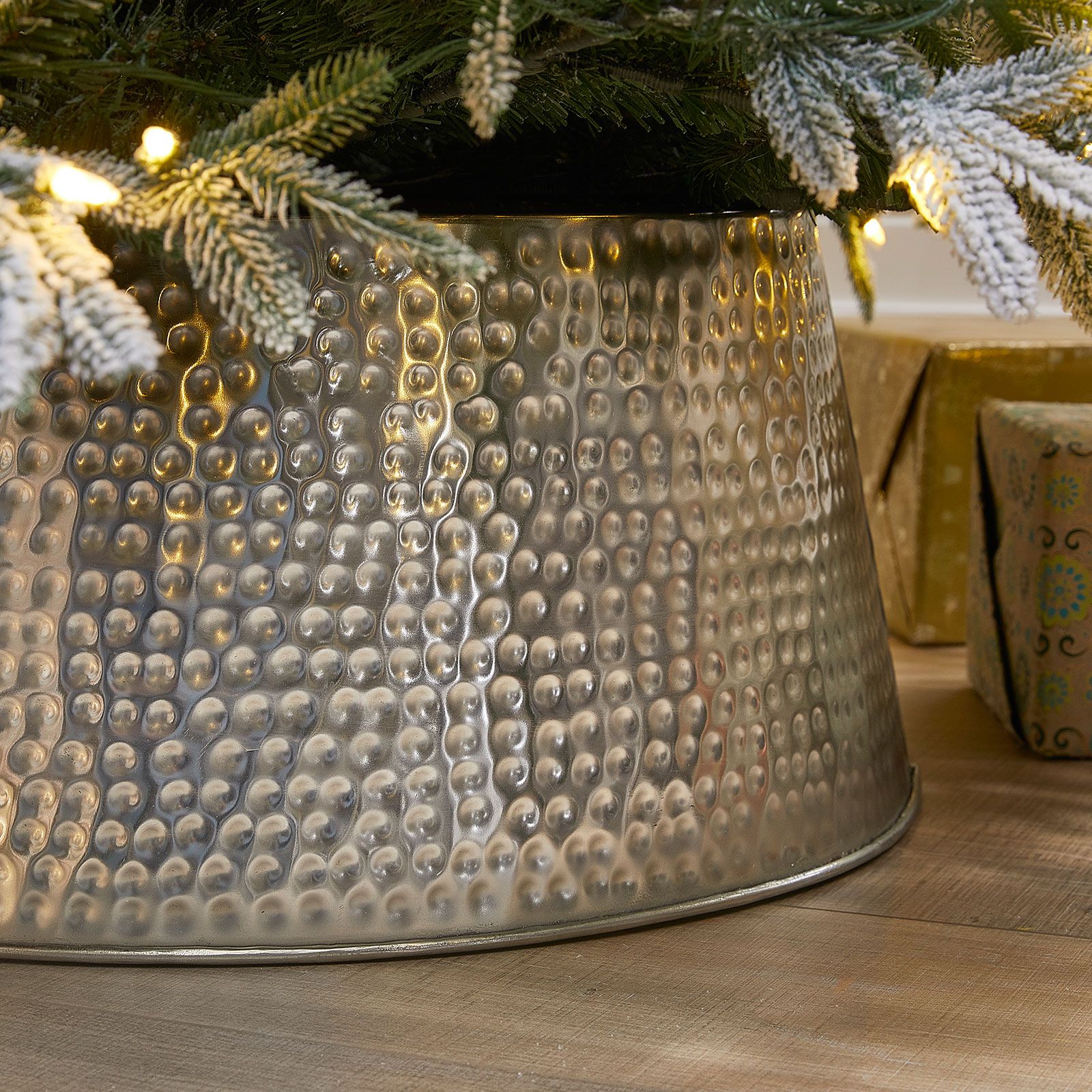 Silver Hammered Metal Tree Skirt