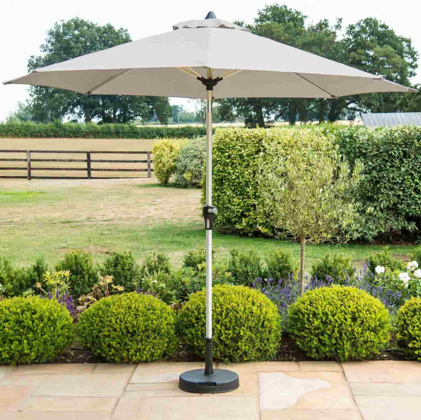2.7m Round Parasol #colour_grey