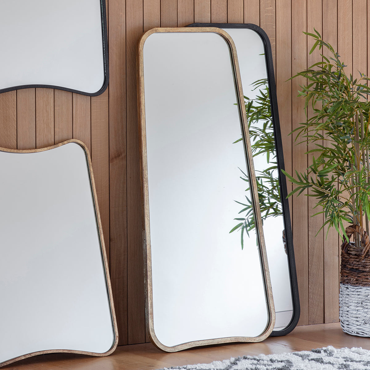 Lucca Leaning Curved Corner Mirror