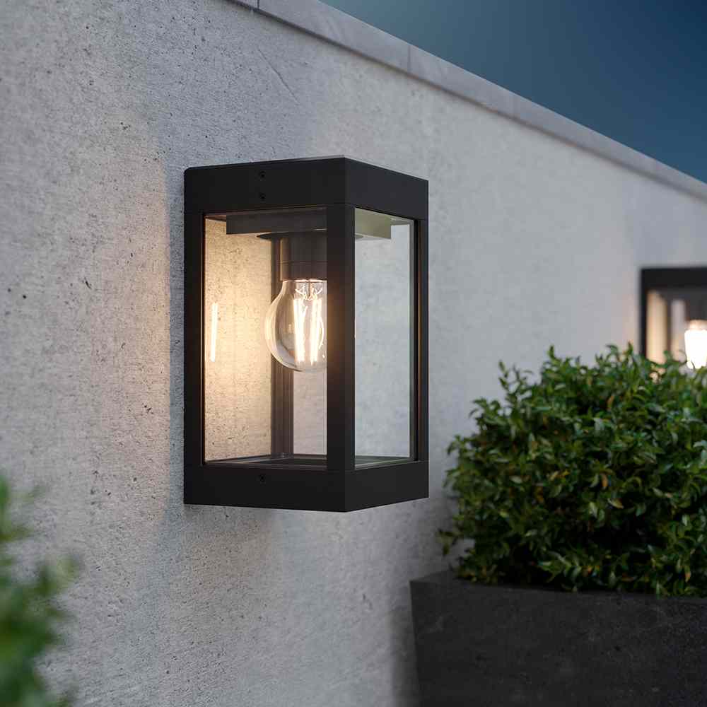 Black Aluminium Solar Wall Light