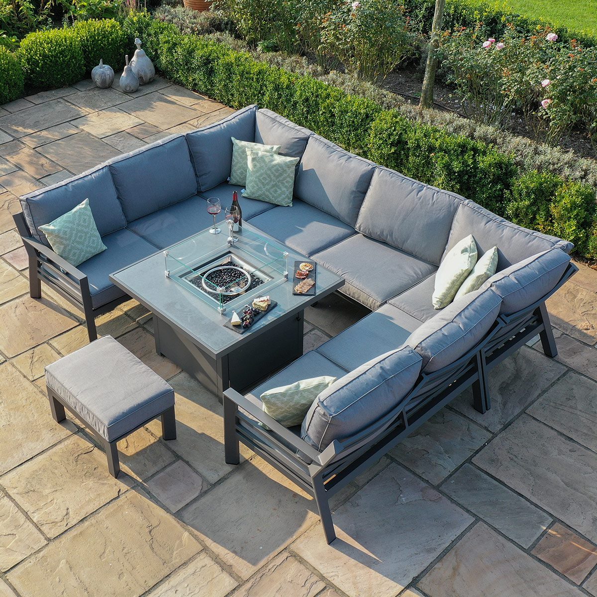 New York U-Shaped Sofa Set with Firepit Table