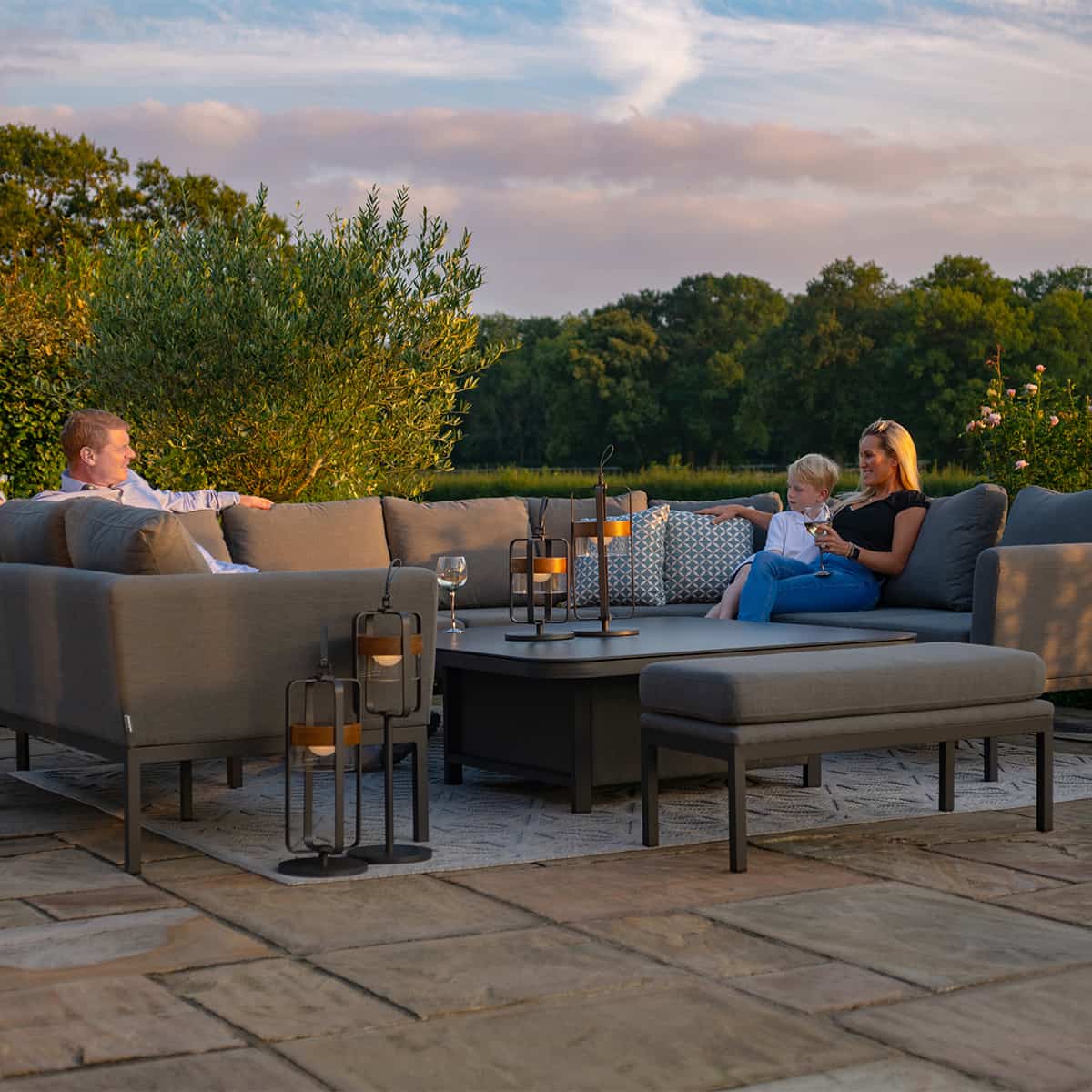 Fabric u-shape sofa dining set with bench and rising table #colour_flanelle