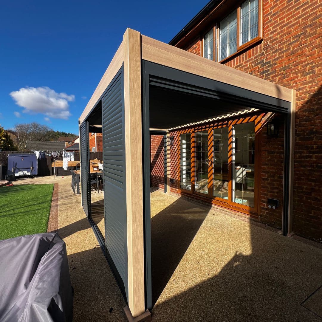 4m x 3m aluminium pergola in light oak wood effect