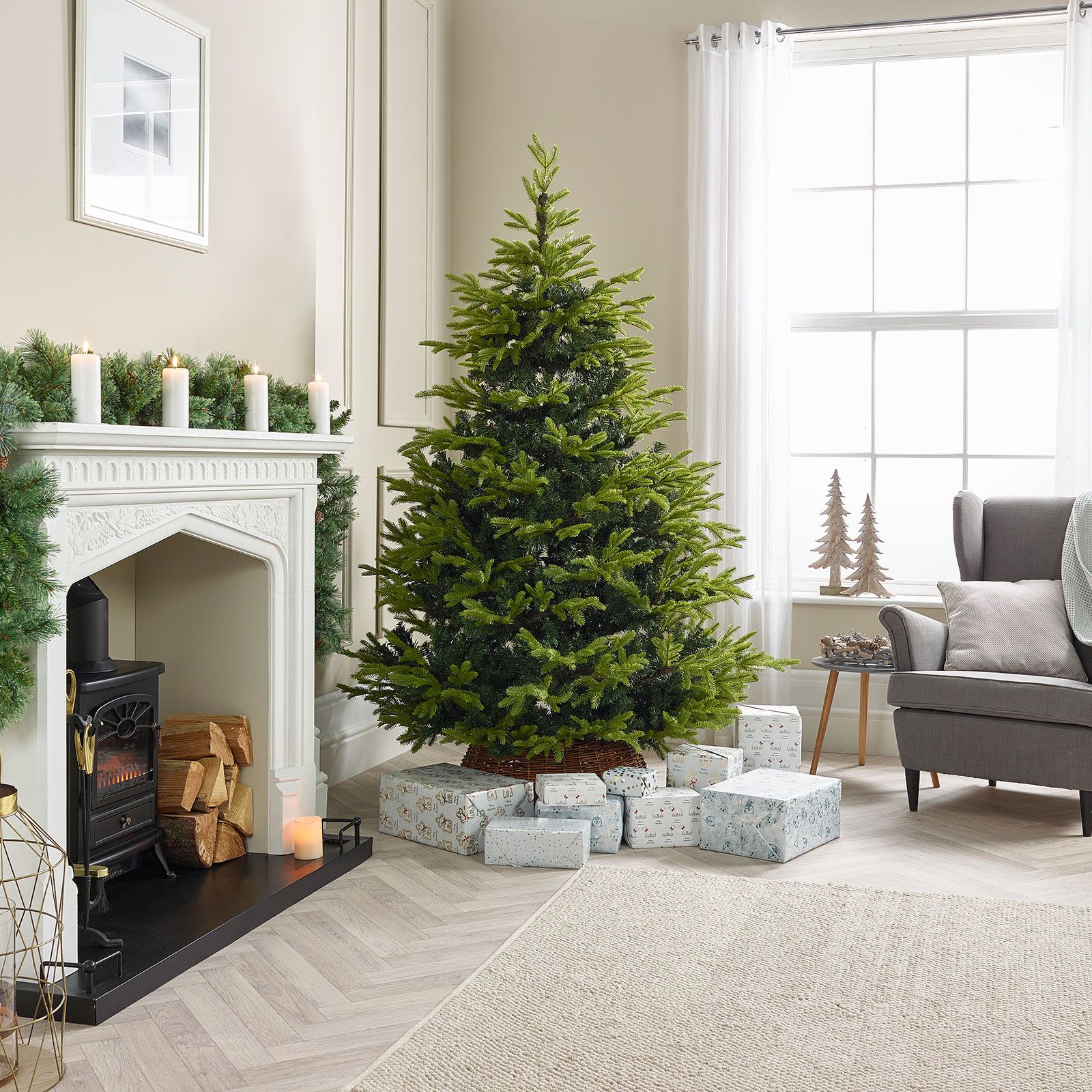 Brewer Spruce Artificial Christmas Tree