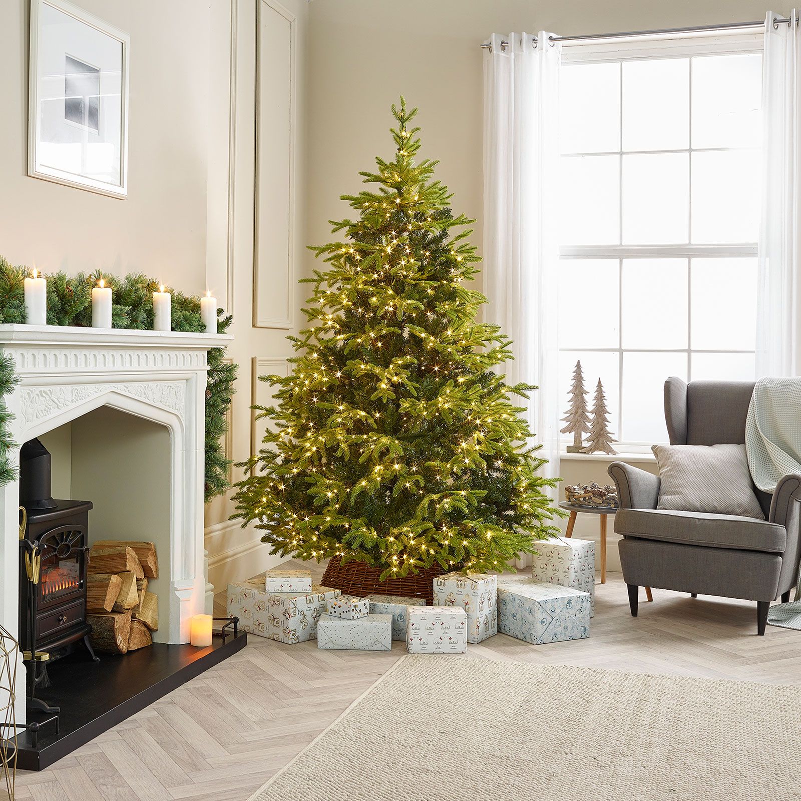 Pre-Lit Brewer Spruce Artificial Christmas Tree